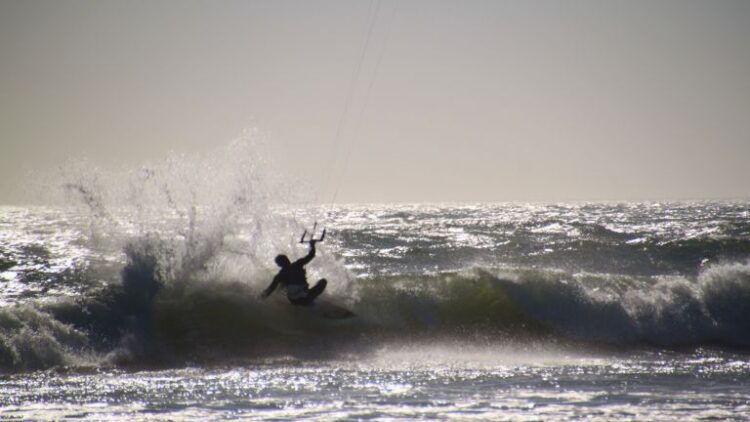kite_surfing_257476